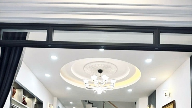 Nhà Siêu Phẩm, ÔTÔ NGỦ Nhà, Lê Văn Thọ P.8 Gò Vấp, 4.3 x 18M, 4 Lầu. Nhỉnh 9 Tỷ,Căn