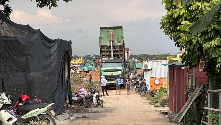 BÁN ĐẤT VĂN TINH-XUÂN CANH 100M RA DỰ ÁN VIN CỔ LOA, đường thông ô tô tải chạy.