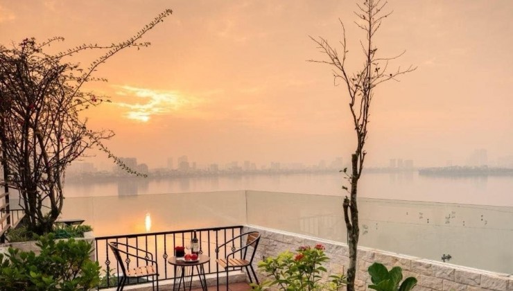 BÁN TÒA NHÀ APARTMENT MẶT PHỐ YÊN HOA VIEW BAO TRỌN HỒ TÂY THU NHẬP 600 TRIỆU/NĂM