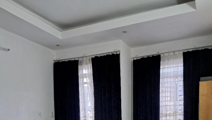 NHỈNH 5 TỶ CÓ NGAY HÀ 4,  HẺM 6M, 70M2, TẦNG NGAY CHỢ LẠC QUANG, QUẬN 12