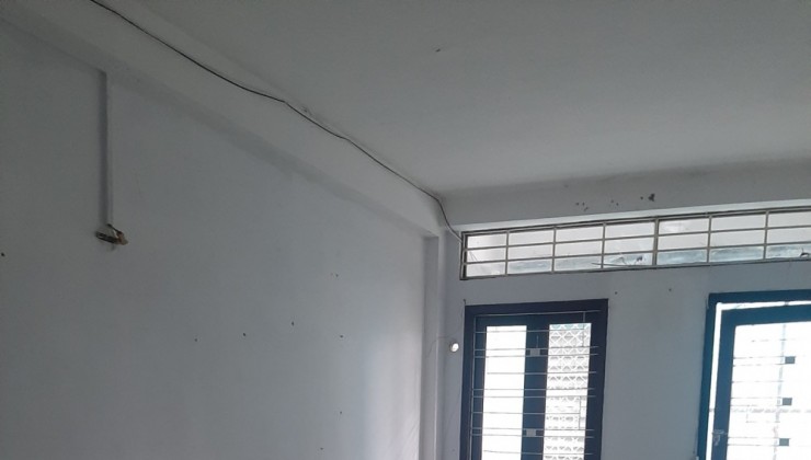 Quý - Bán Nhà Trần Quang Diệu Q. Phú Nhuận, 20m2 , 1 trệt 2 lầu 2PN to bự, chính chủ lâu năm. 4 tỷ 8