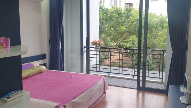 Nhà đẹp, full nội thất xịn xò, VIEW vườn hoa, TĐC Giang Biên, 66m x4T, MT 4.2, nhỉnh 11 tỷ