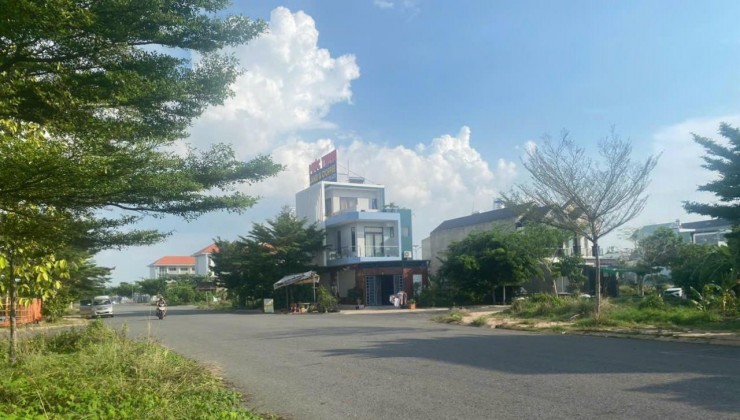 Chính chủ cần bán 2 lô đất vip mặt tiền Nguyễn Khắc Hiếu - Tam Phước - Biên Hòa