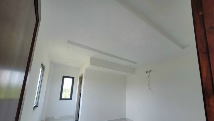 Nhà mặt đường nội bộ KDC Phúc Khang (Làng Sen) Đức Hòa DTSD 200m2 chỉ 2.8 tỷ Lh:0902923973.