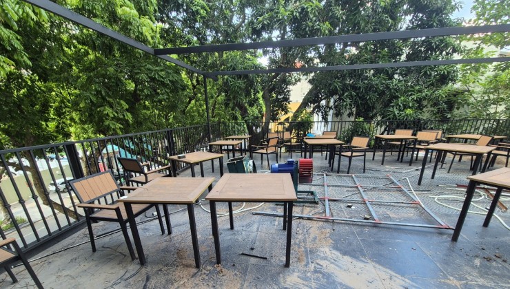 Cực hót cho thuê nhà phố Trần Hưng Đạo 2,5 tầng tổng 300m2 kinh doanh nhà hàng, cafe, thời trang