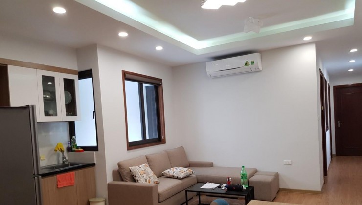 Chính chủ bán mặt phố Hồ Tây, 8 tầng, diện tích đất 180m2; dòng tiền 2 tỷ năm