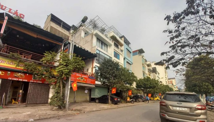 Bán Gấp! Siêu Phẩm View Hồ Hạ Đình, Hàng Xóm Royal City.102m x 4T x Mt 5.4m.  Giá : 25 tỷ