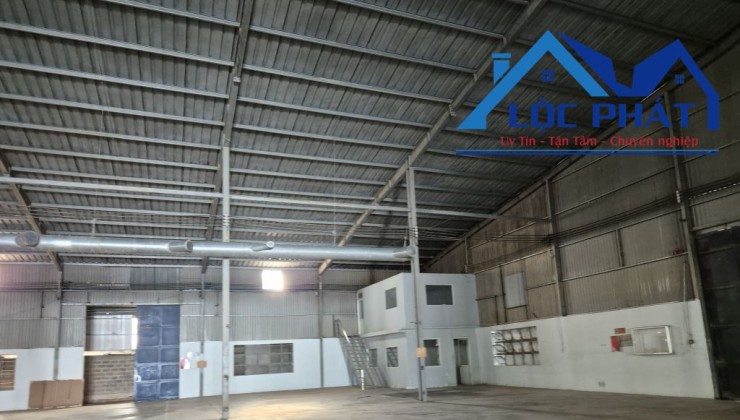 Cho thuê 3.000m2 chuẩn SKC Phước Tân giá 1000tr