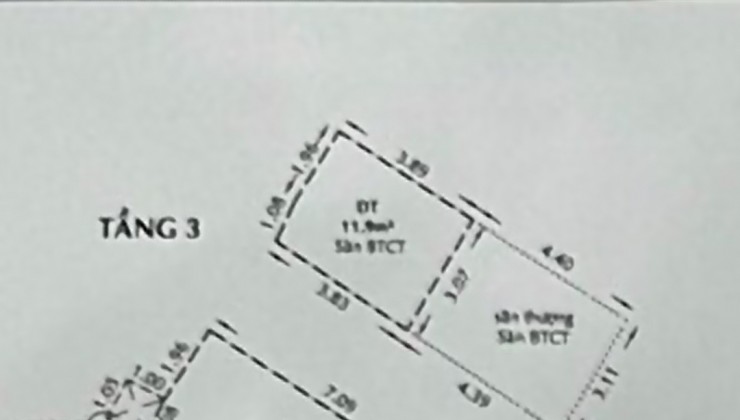 Mặt tiền cách hẻm 20m Đoàn Văn Bơ Q4
Ngang 3.12 x 9.05 đúc 3 tấm  chỉ 4 tỷ