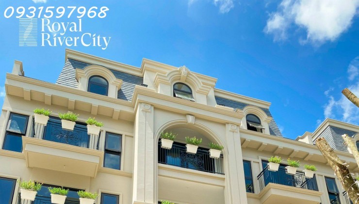 Bán căn Shophouse Liền Kề - Royal River City 80 Hạ Lý giá tốt nhất thời điểm hiện tại , rẻ hơn thị trường gần 2 tỷ