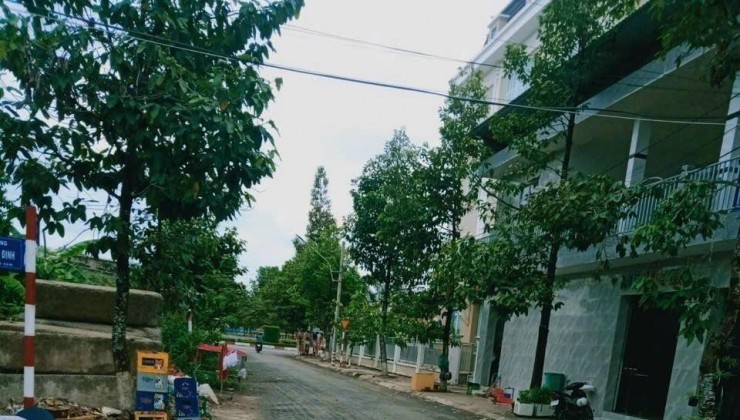 225m2 FULL THỔ CƯ GIÁ RẺ LONG AN