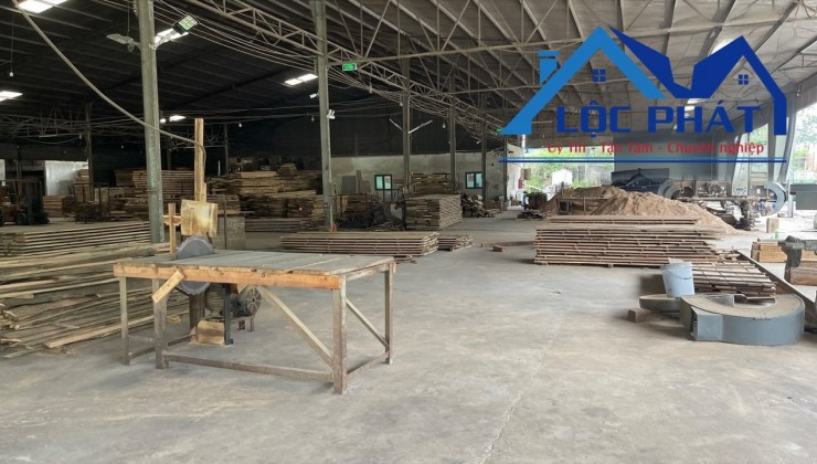 Cho thuê xưởng 5.500m2 SKC xã Thiện Tân, Vĩnh Cửu, Đồng Nai 250tr