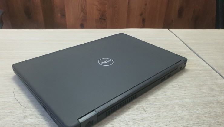 Dell Precision 3530 i7-8850H/ram 16g/ 512g ssd/vga 4g/ màn hình 15.6 inch fhd giá chỉ từ 8.500.000. Liên hệ 0826737274