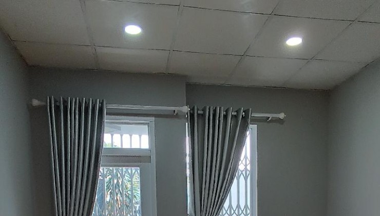 Bán Nhà Hẻm Ba Gác Đường Bùi Thị Xuân, Tân Bình, DT 4 X13m, 4 Tầng, 6 Tỷ.