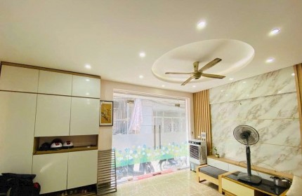 Bán nhà Trần Cung - Bắc Từ Liêm 50m2 lô góc 5 tầng giá gần 8 tỷ