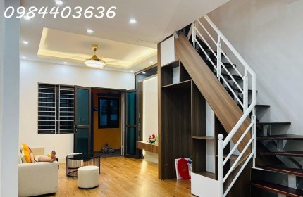 HƠN 2 TỶ - BÁN NHÀ PHỐ LA PHÙ, HOÀI ĐỨC: 30M2 x 3 TẦNG, 3 NGỦ, SỔ RIÊNG, Ở NGAY.