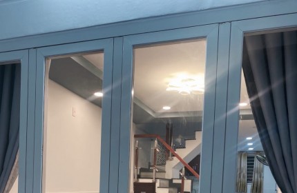 Anh- Bán Nhà Trần Văn Khê - 20m2 , 3 Tầng , Hẻm 3m  , 2 PN  Giá 4 tỷ 5  ( Còn Thương Lượng )