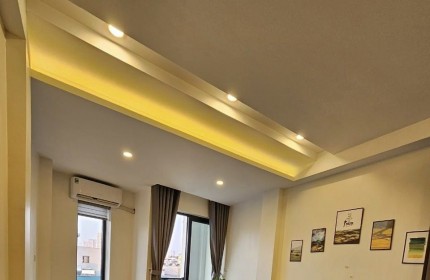 Cần Bán Nhà Phố TRƯƠNG ĐỊNH, 36m2, giá 4.8 tỷ,10m Ra Phố.