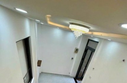 NHÀ 2 TẦNG MỚI ĐẸP XÁCH VALI Ở LIỀN-NGAY CHỢ PHẠM VĂN HAI-GIÁP PHÚ NHUẬN-HÀNG HOT GIÁ TỐT CHỈ 3,XX TỶ