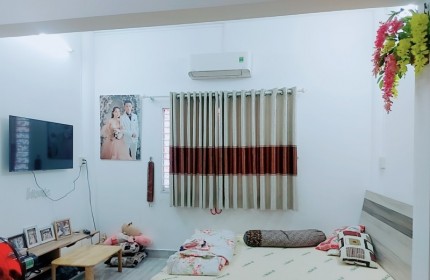 Hoa - gấp bán nhà xuất cảnh  ( Phan Đình Phùng  ) , hẻm trước nhà 3m, 25m2, 2 Tầng,  2PN chỉ  5 tỷ 5