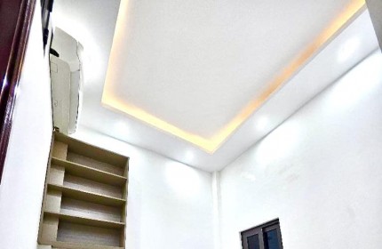 BÁN NHÀ ĐỘI CẤN NHÀ THOÁNG, NHÀ ĐẸP, NGÕ NÔNG, 41m2x4T, MT 4m