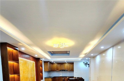 Bán nhà Gốc Đề Hoàng Mai 36m2 giá chỉ 5 tỷ