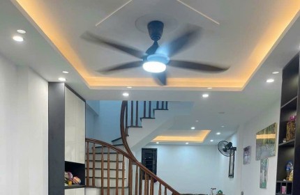 CHÍNH CHỦ CẦN BÁN CĂN NHÀ NGÔ QUYỀN - HÀ ĐÔNG 40m2 x 3T 5.6 Tỷ