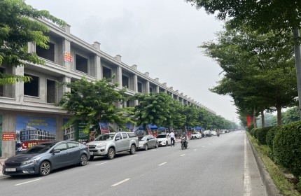 8,6 tỷ sở hữu ngay >>> Shophouse Đường Nguyễn Văn Cừ- 3 Tầng 1 tum- Mặt Đường 40 m