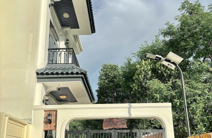 BÁN VILLA  FULL NỘI THẤT KIỆT 69 LÊ NGÔ CÁT VIEW NÚI ĐÀ LẠT , THUỶ XUÂN , TP HUẾ GIÁ CHỈ 2,6TỶ