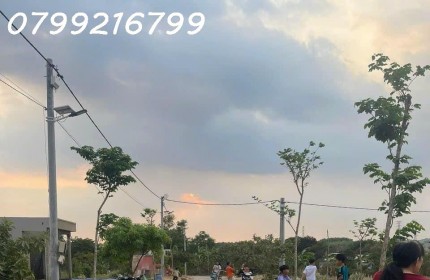 Đất nền Đồng Nai sổ riêng thổ cư 1 sẹc QL1A . Hỗ trợ vay 3 bên , giá trọn sổ 1 tỷ 150  Lh 0799 216 799 em Trinh.