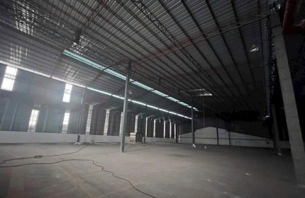 Cho thuê xưởng kcn Đồng An 1 Bình Hòa Thuận AN.Tổng diện tích đất: 10.000 m2.Diện tích nhà xưởng: 7.600 m2.Giấy tờ pháp lý đầy đủ.Nhà xưởng đang