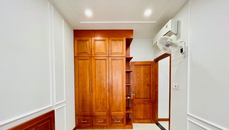 Bán nhà đẹp tặng nội thất HXT Nguyễn Văn Khối 52m2 view góc, gần công viên 5.4 tỷ.