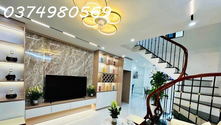 Hiếm Mặt Phố Lê Hồng Phong 65m2 mặ tiền 4,5m Giá Gặp chính chủ