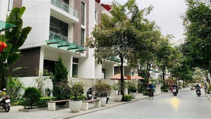 Bán gấp biệt thự Imperia Garden, Nguyễn Tuân, hoàn thiện đẹp, giá tốt, vô vàn tiện  ích