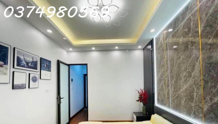 Hiếm Mặt Phố Lê Hồng Phong 65m2 mặ tiền 4,5m Giá Gặp chính chủ