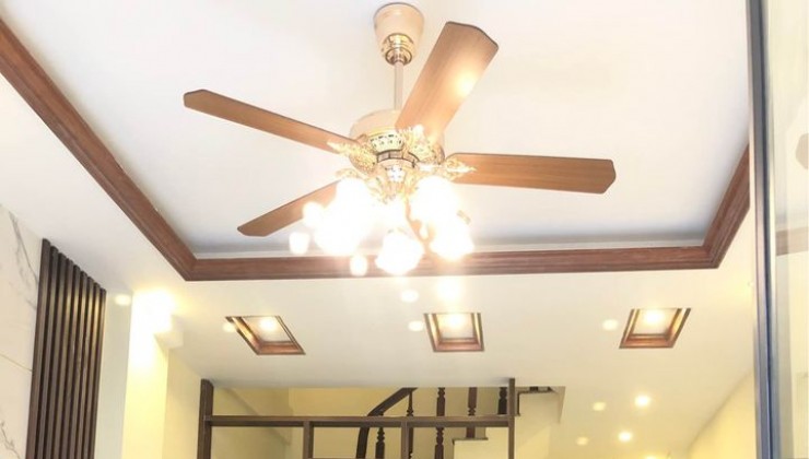 Bán nhà phố Tân Mai, 30m2 x 5 tầng, nhà đẹp ở ngay , giá tuyệt chủng 3 tỷ 700