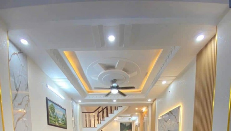 BÁN NHÀ LÂM THỊ HỐ 4X14M ĐÚC 3 TẤM GIÁ 4.55T