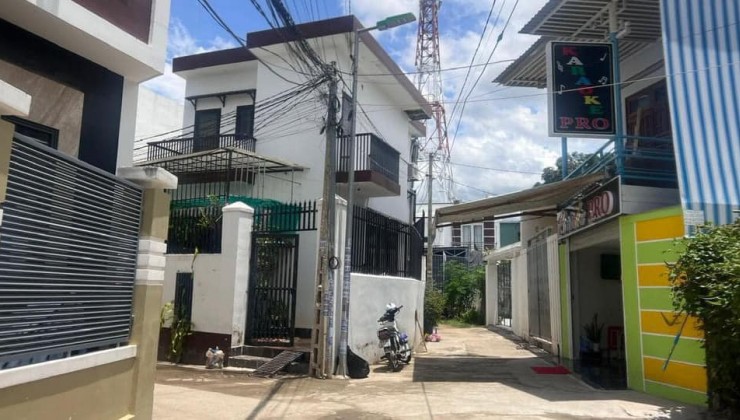 Đất Diên Hoà, Diên Khánh. Nằm sau lưng cây Xăng Hưng Thịnh diện tích 80m2 - giá chỉ 618 triệu
