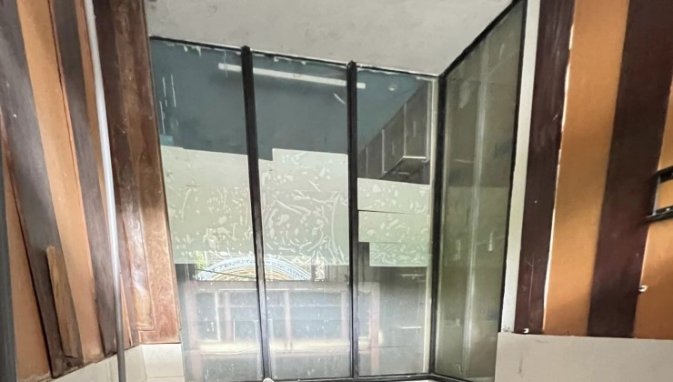 Bán CHDV nhà mặt tiền quận Bình Tân, 110 phòng DT 4,8 tỷ/năm chỉ 60 tỷ
