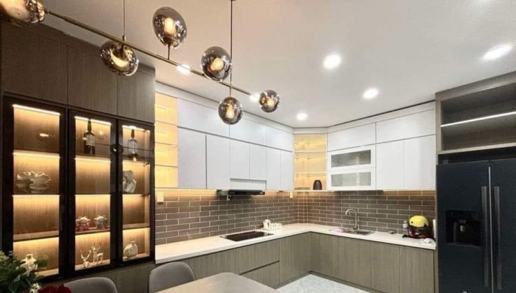 Bán nhà đẹp Võ Văn Ngân 65m giá sốc 5.7 tỷ HXH dân trí cao, nhà mới đẹp ở luôn