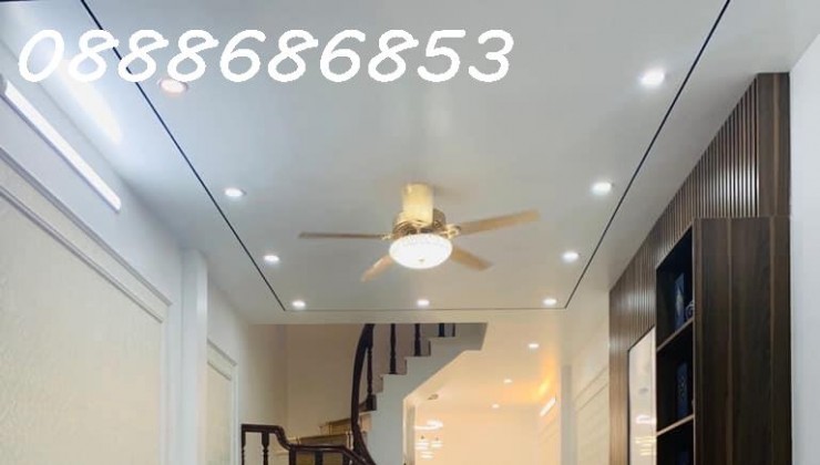 KHƯƠNG TRUNG CÁCH 1 NHÀ RA MẶT PHỐ - FULL NỘI THẤT 4 SAO -SAU QUY HOẠCH X2 GIÁ TRỊ 40M2 x 5 TẦNG. 6,85 TỶ