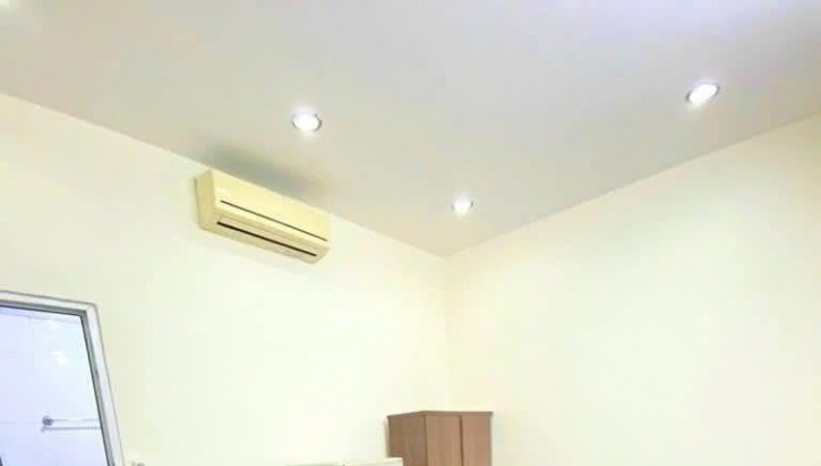 NHÀ ĐẸP KĐT VIỆT HƯNG  LONG BIÊN Diện tích 50/55m2  Nhỉnh 6 tỷ