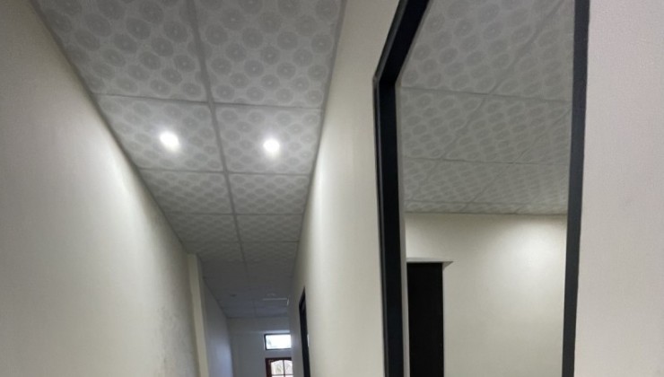 Nhà ngon, 50M2,  NGUYỄN PHƯỚC NGUYÊN, Ngang 5 vuông vức, cho VC trẻ.