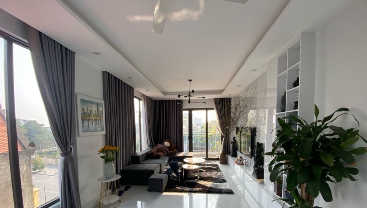 BÁN NHÀ BỒ ĐỀ 102m2, Ô TÔ VÀO NHÀ, NGÕ Ô TÔ THÔNG , GẦN HỒ ĐIỀU HOÀ, VỊ TRÍ ĐẮC ĐỊA