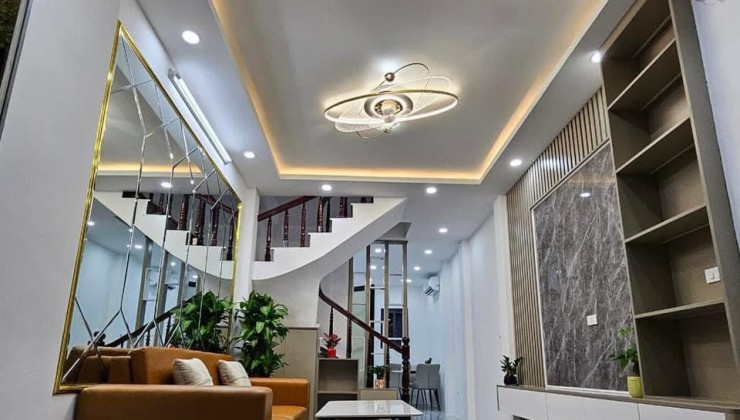 BÁN NHÀ HOÀNG HOA THÁM - BA ĐÌNH, 35M2 X 5 TẦNG, KHU DÂN TRÍ CAO, AN NINH TUYỆT ĐỐI