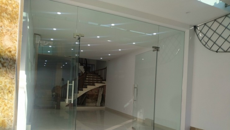 CHO THUÊ MBKD MP NGÕ GIẾNG, ĐỐNG ĐA, 75M2, 1 TẦNG, MT 4.5M, 15 TRIỆU - SPA, SALON, KD SẠCH.