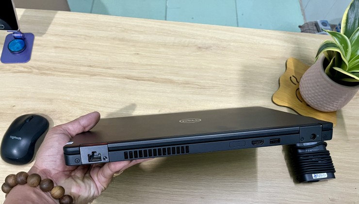 Hiệu Năng Đỉnh Cao Với Dell Precision 3530: Chiếc Laptop Hoàn Hảo Cho Đồ Họa & Gaming - Giá Chỉ 8.855.000 VND