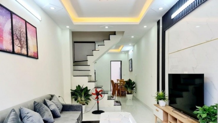 Bán Nhà Trường Chinh, 41.4m², 6 Tầng, Giá 7.68 Tỷ, Thang Máy, Kinh Doanh