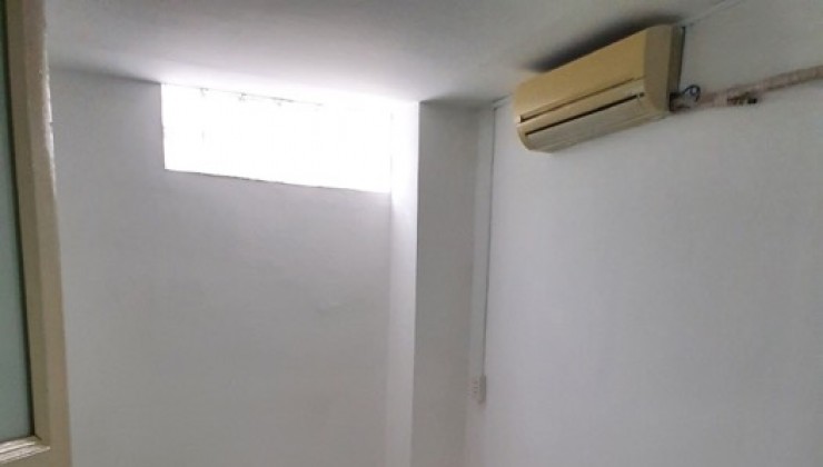 Nhà Hẻm 80/ Hoàng Hoa Thám 70m2 , công nhận 54m2 , HẺM TRƯỚC NHÀ 5M Giá 4 tỷ 6