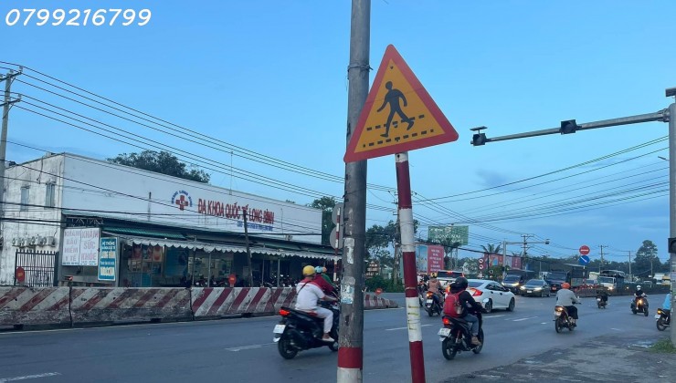 Bán gấp đất nền sổ riêng thổ cư Bình Minh Trảng Bom Đồng Nai 1 sẹc QL1A , Trọn sổ 1 tỷ 150 hỗ trợ vay 3 bên. LH 0799 216 799 em Trinh.